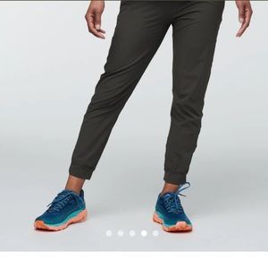 Cotopaxi Veza Adventure Jogger - Women's - Iron / M